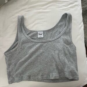 grey xs aritizia tank top